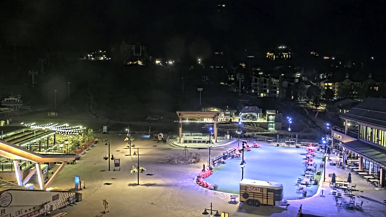 Steamboat Springs Ski Village Square & Ski Slopes Live Cam - Steamboat Springs, Routt County, Colorado, USA