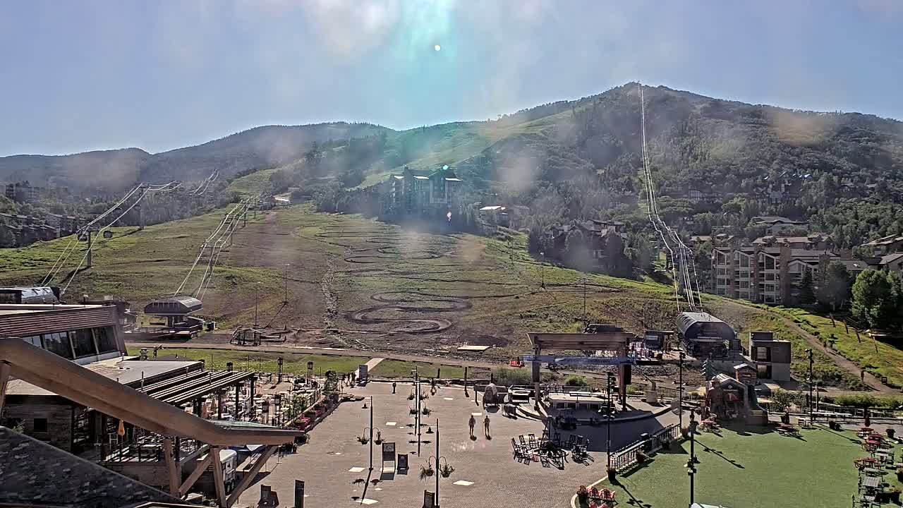 Steamboat Springs Ski Village Square & Ski Slopes Live Cam - Steamboat Springs, Routt County, Colorado, USA