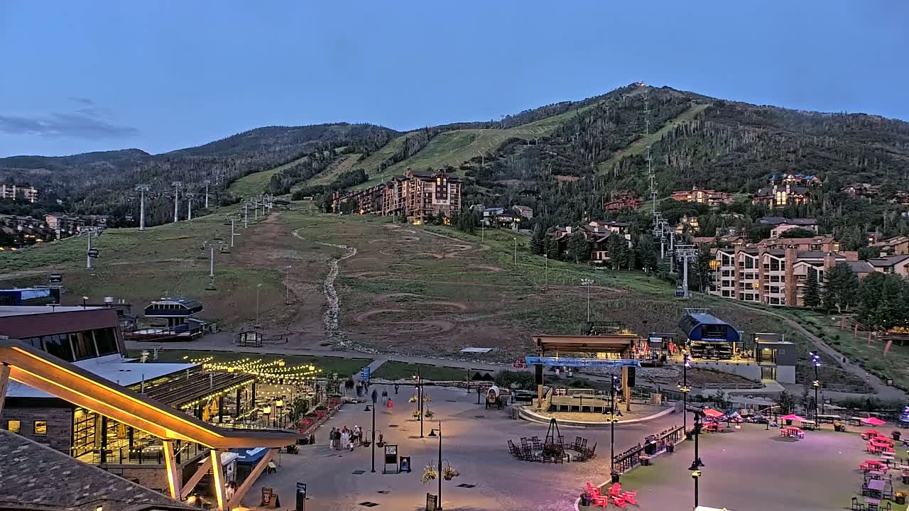 Steamboat Springs Ski Village Square & Ski Slopes Live Cam - Steamboat Springs, Routt County, Colorado, USA
