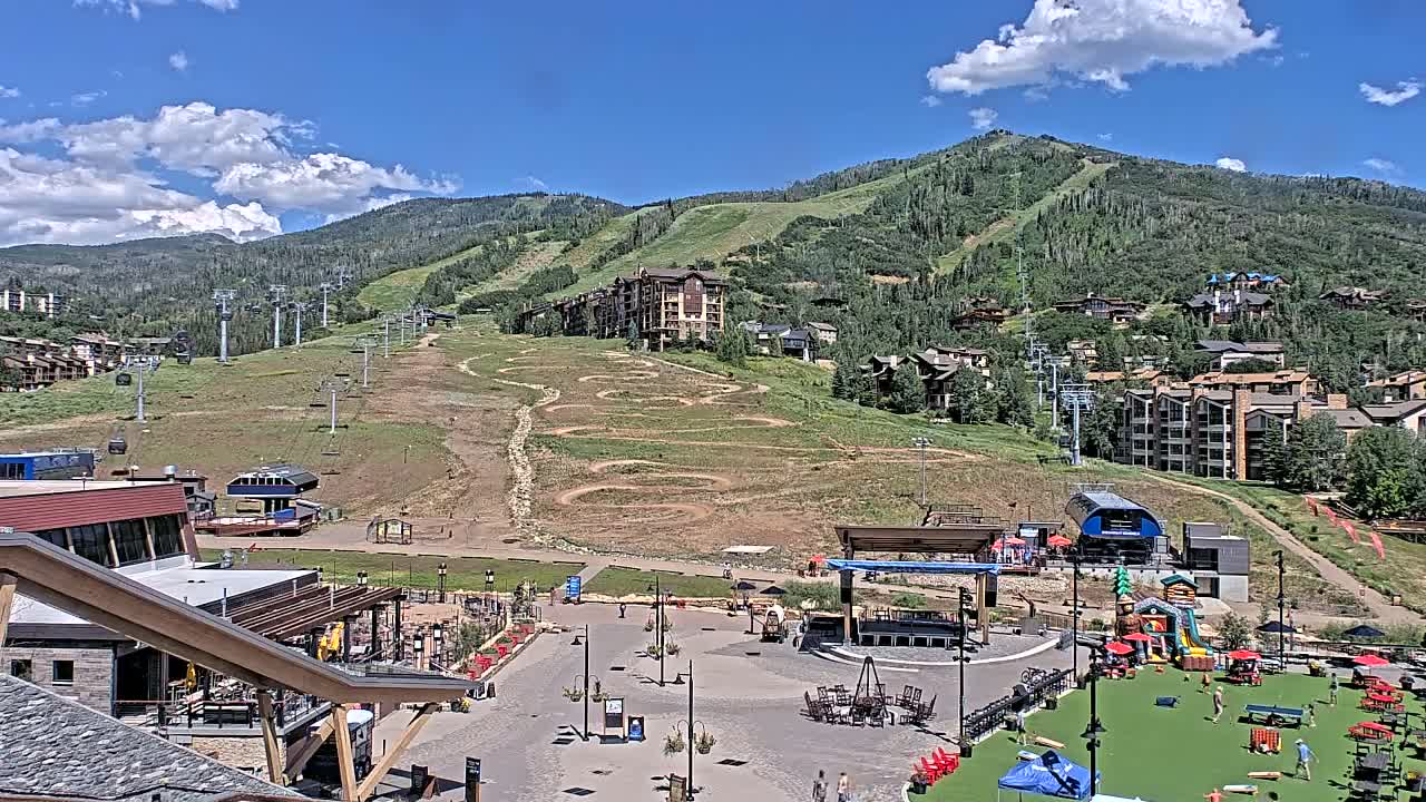 Steamboat Springs Ski Village Square & Ski Slopes Live Cam - Steamboat Springs, Routt County, Colorado, USA