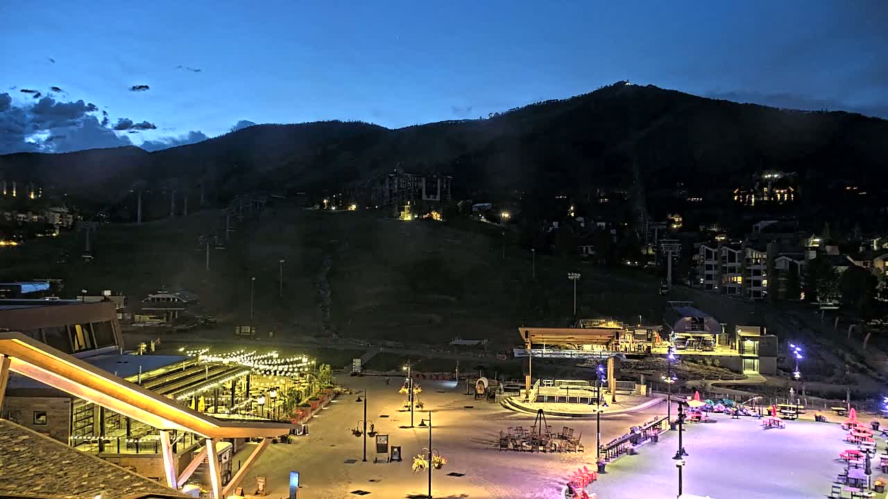 Steamboat Springs Ski Village Square & Ski Slopes Live Cam - Steamboat Springs, Routt County, Colorado, USA
