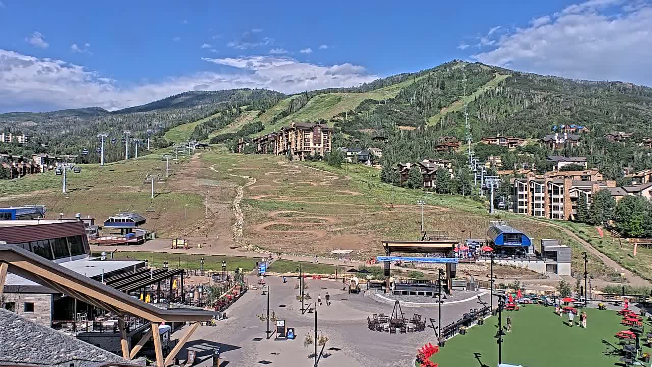 Steamboat Springs Ski Village Square & Ski Slopes Live Cam - Steamboat Springs, Routt County, Colorado, USA