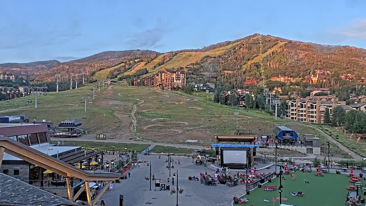 Steamboat Springs Ski Village Square & Ski Slopes Live Cam - Steamboat Springs, Routt County, Colorado, USA