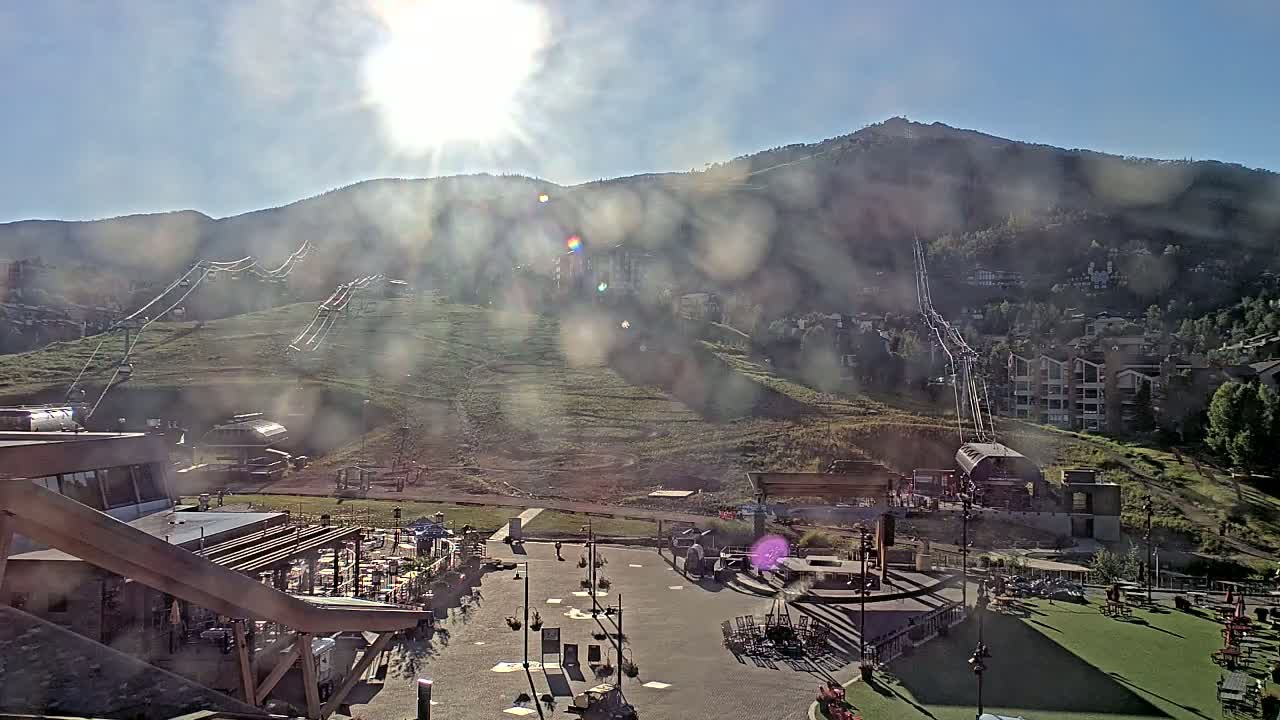 Steamboat Springs Ski Village Square & Ski Slopes Live Cam - Steamboat Springs, Routt County, Colorado, USA