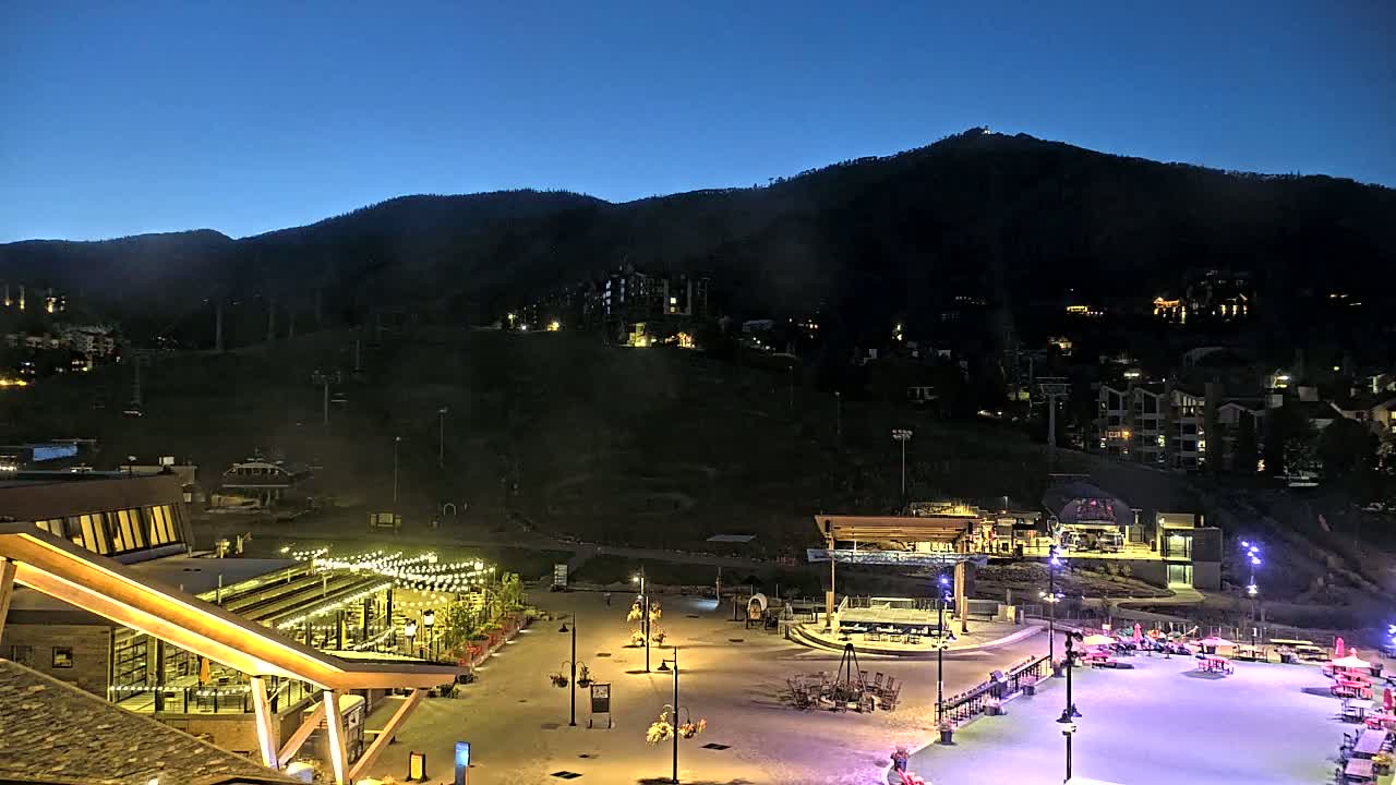 Steamboat Springs Ski Village Square & Ski Slopes Live Cam - Steamboat Springs, Routt County, Colorado, USA