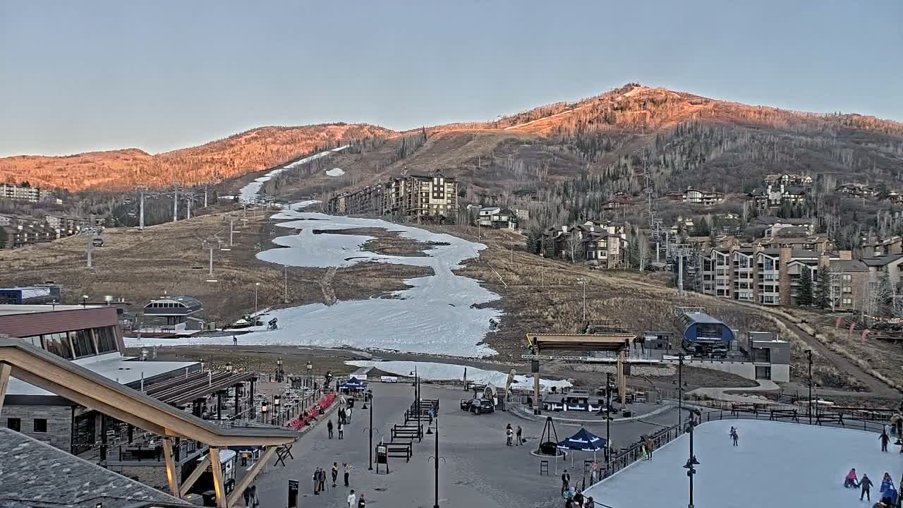 Steamboat Springs Ski Village Square & Ski Slopes Live Cam - Steamboat Springs, Routt County, Colorado, USA