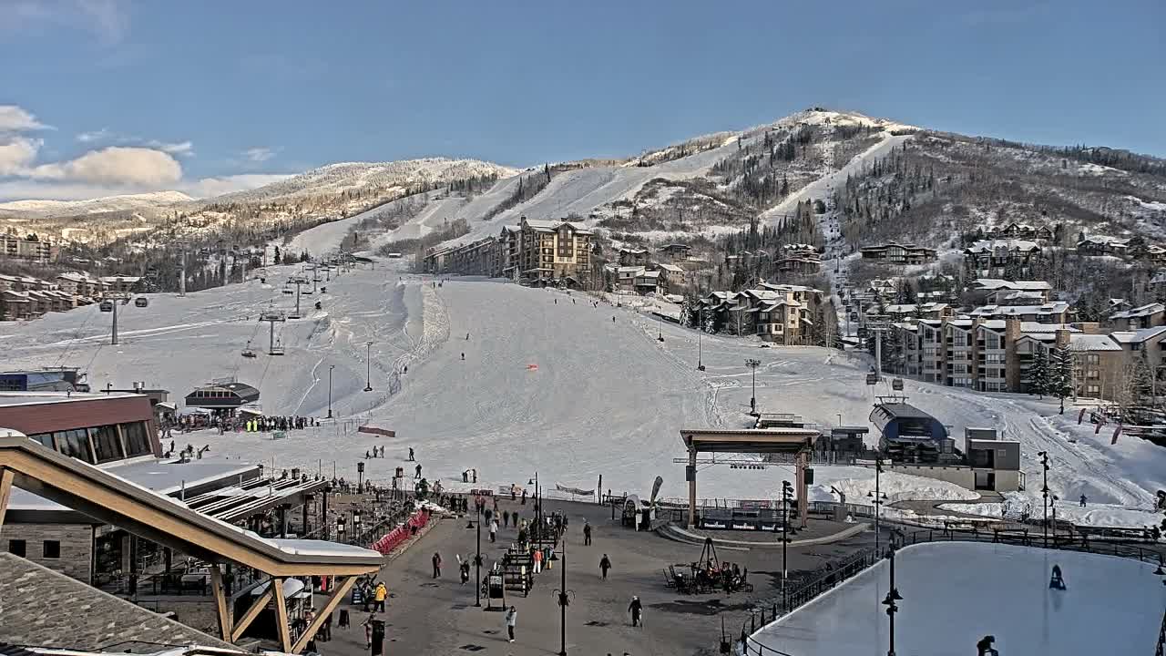 Steamboat Springs Ski Village Square & Ski Slopes Live Cam - Steamboat Springs, Routt County, Colorado, USA