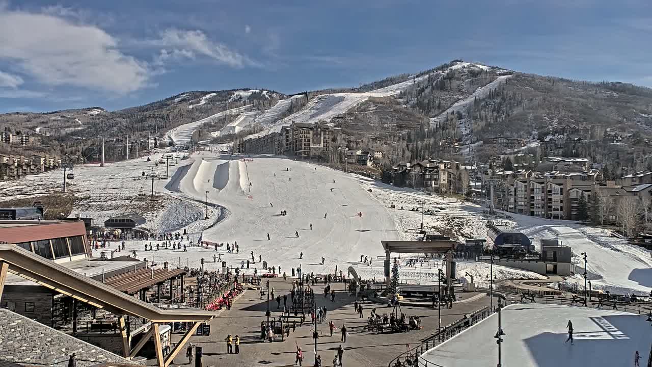 Steamboat Springs Ski Village Square & Ski Slopes Live Cam - Steamboat Springs, Routt County, Colorado, USA