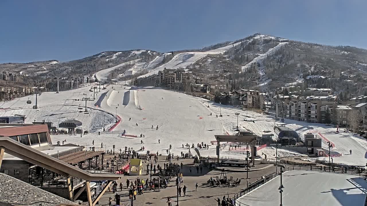Steamboat Springs Ski Village Square & Ski Slopes Live Cam - Steamboat Springs, Routt County, Colorado, USA