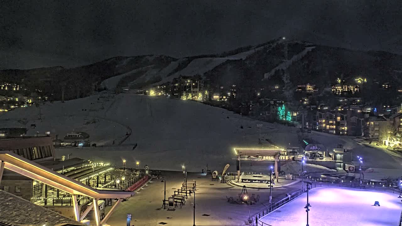 Steamboat Springs Ski Village Square & Ski Slopes Live Cam - Steamboat Springs, Routt County, Colorado, USA