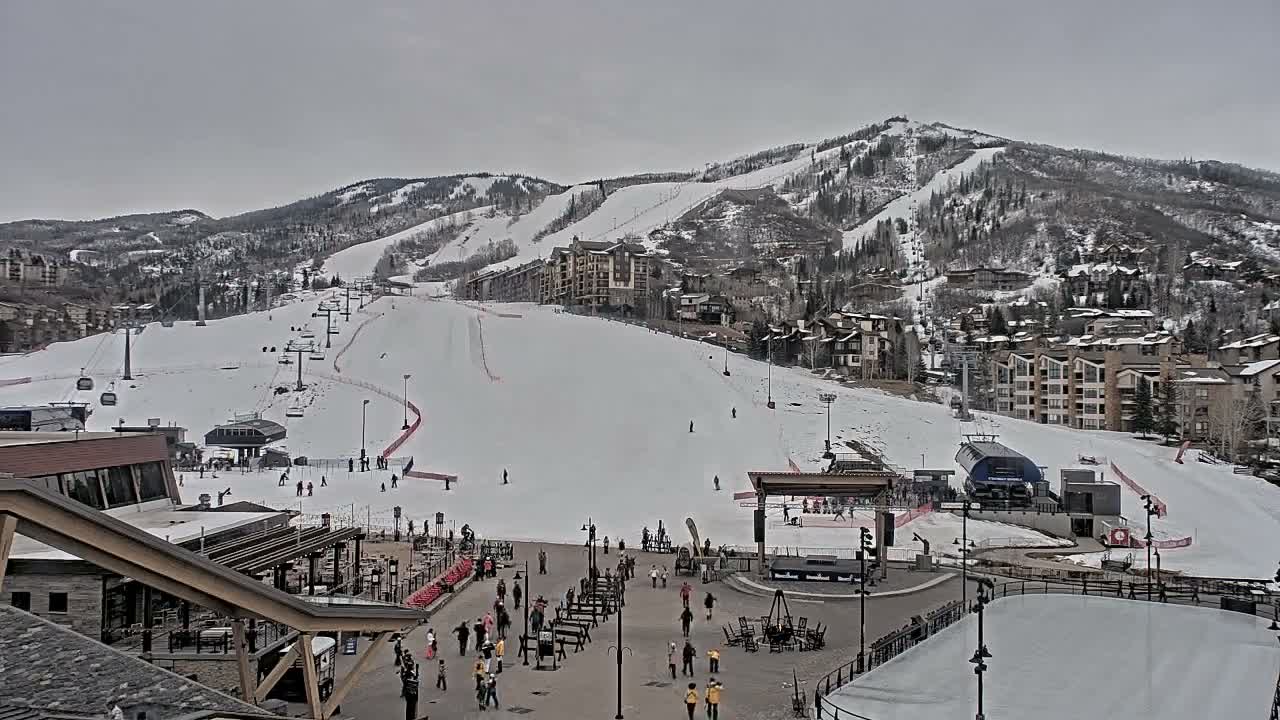 Steamboat Springs Ski Village Square & Ski Slopes Live Cam - Steamboat Springs, Routt County, Colorado, USA