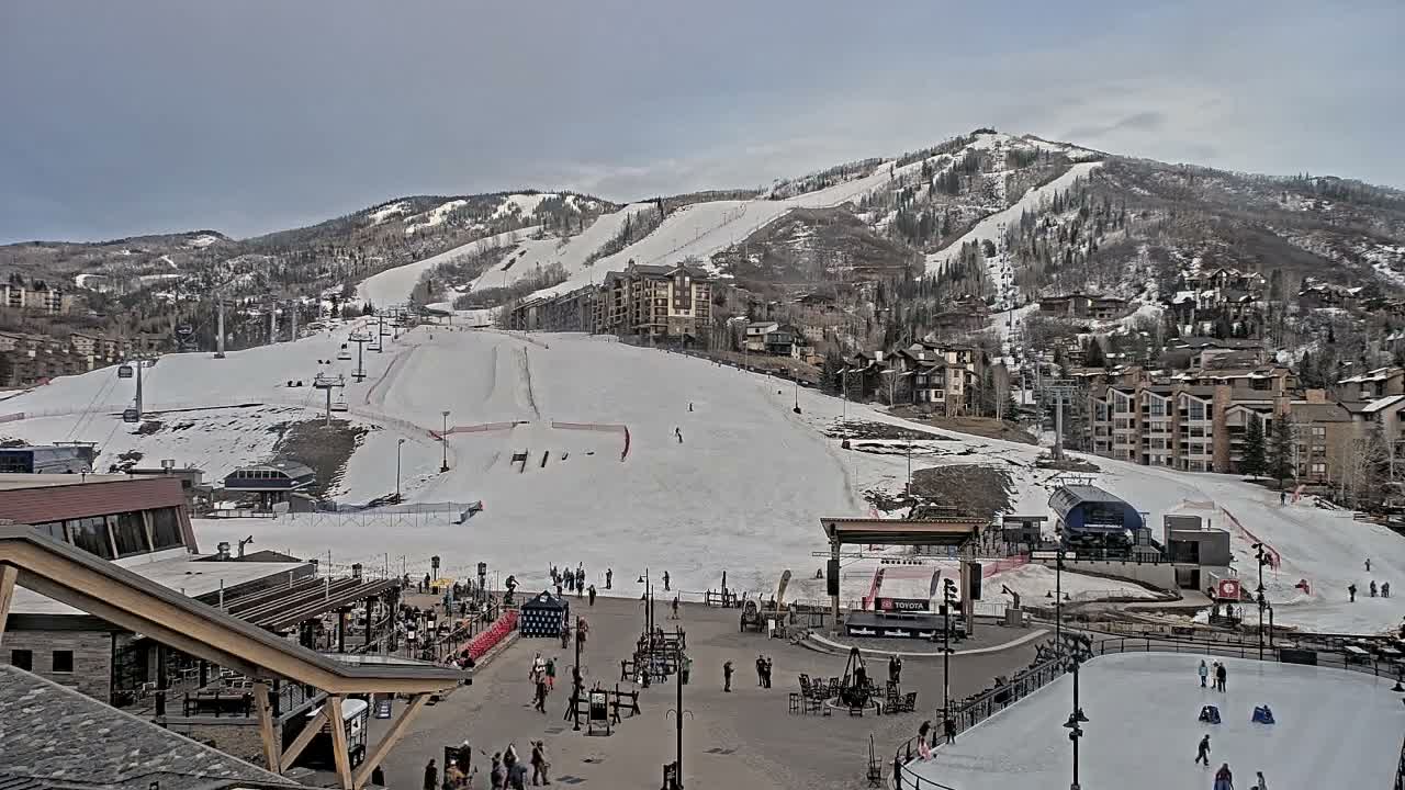 Steamboat Springs Ski Village Square & Ski Slopes Live Cam - Steamboat Springs, Routt County, Colorado, USA