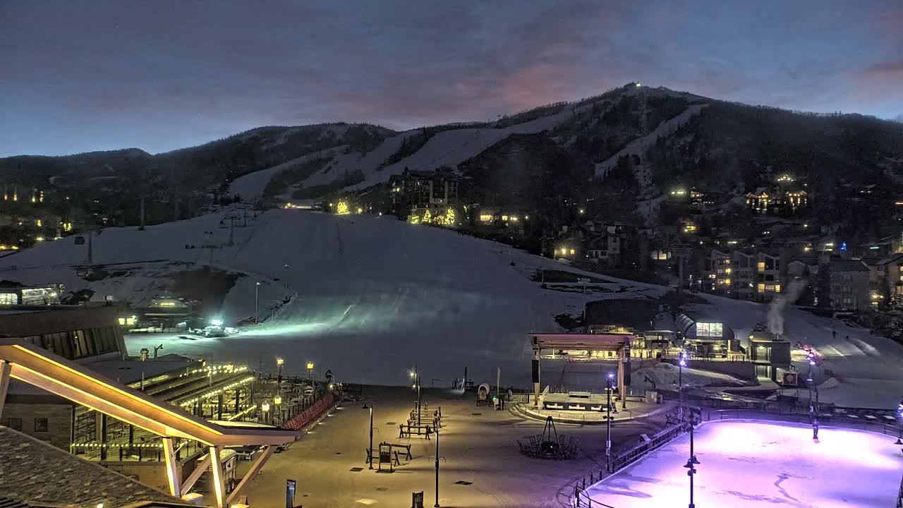 Steamboat Springs Ski Village Square & Ski Slopes Live Cam - Steamboat Springs, Routt County, Colorado, USA