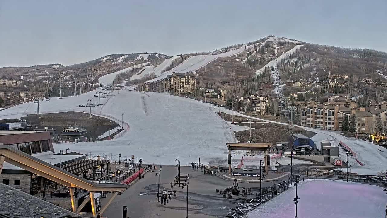 Steamboat Springs Ski Village Square & Ski Slopes Live Cam - Steamboat Springs, Routt County, Colorado, USA