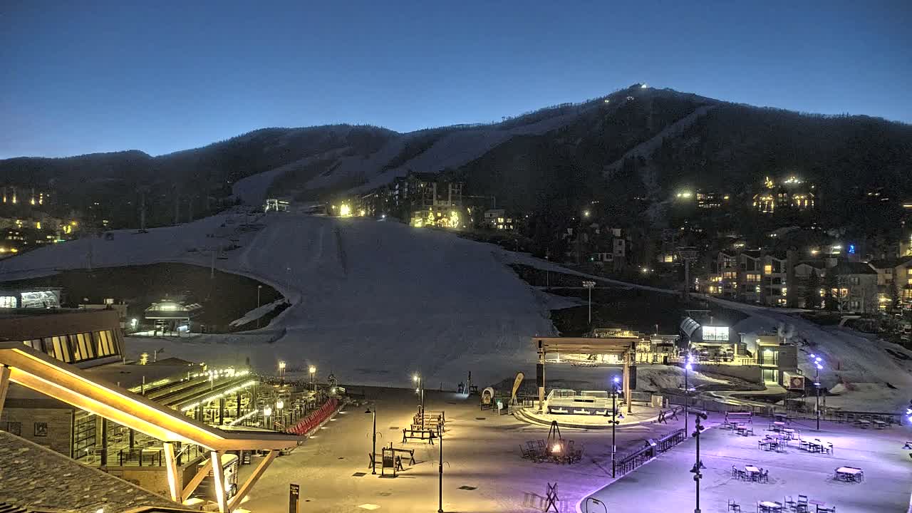Steamboat Springs Ski Village Square & Ski Slopes Live Cam - Steamboat Springs, Routt County, Colorado, USA