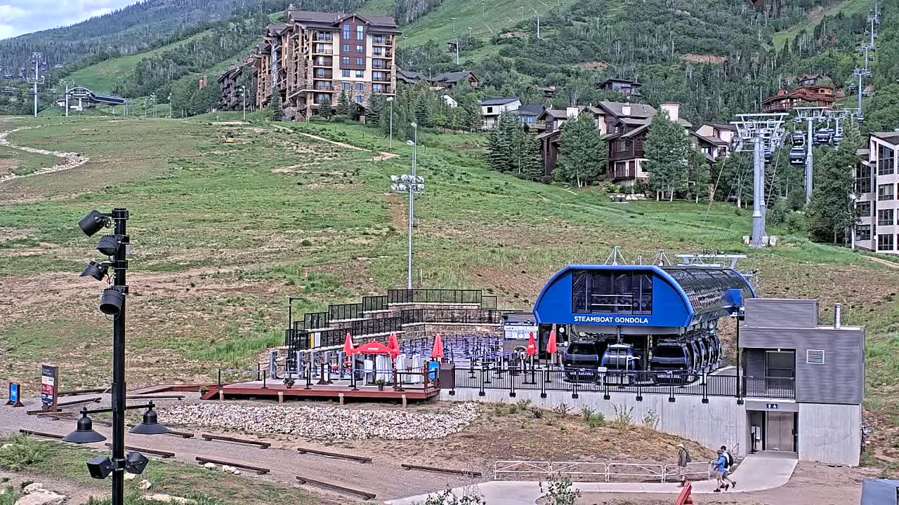 Steamboat Gondola Ropeway & Ski Slopes Live Cam - Steamboat Springs, Routt County, Colorado, USA