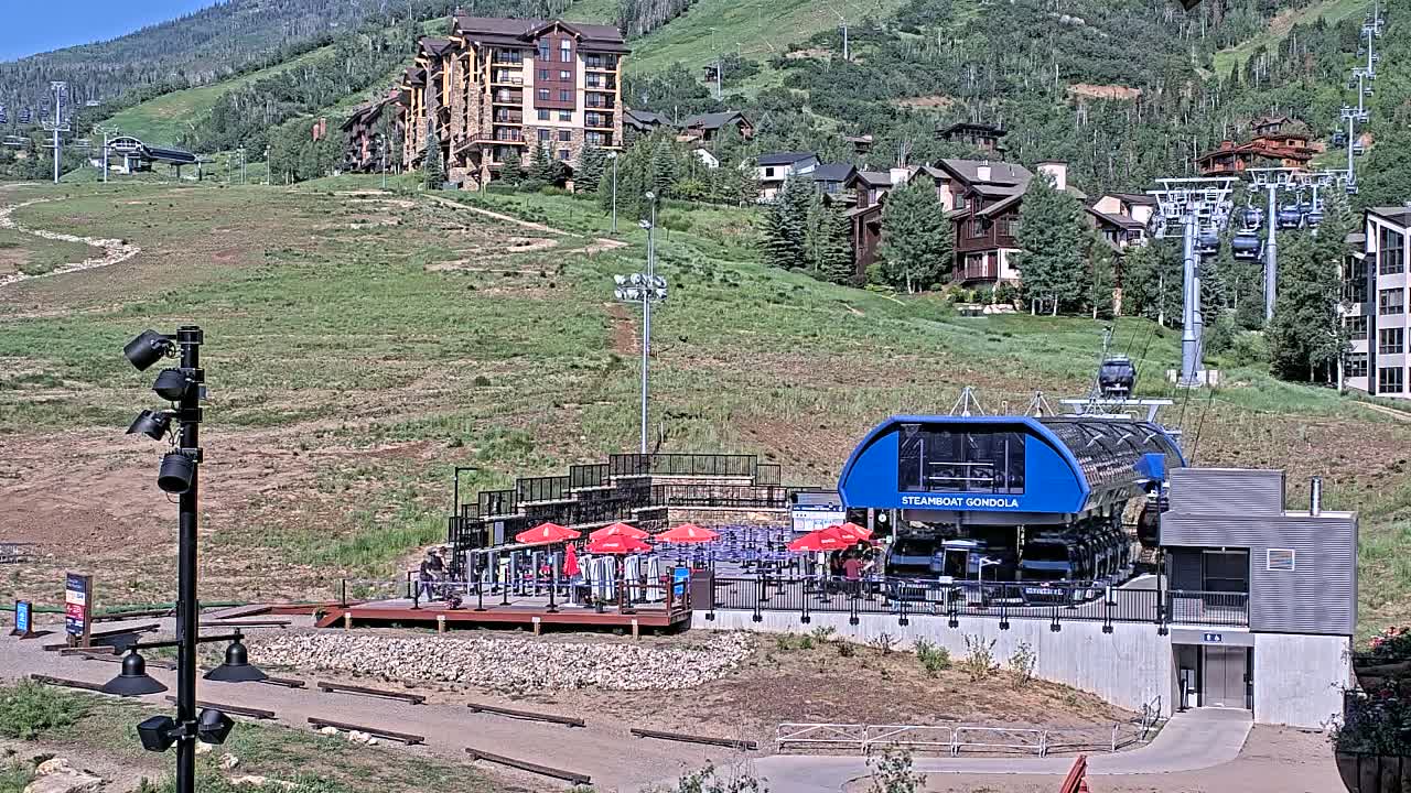 Steamboat Gondola Ropeway & Ski Slopes Live Cam - Steamboat Springs, Routt County, Colorado, USA