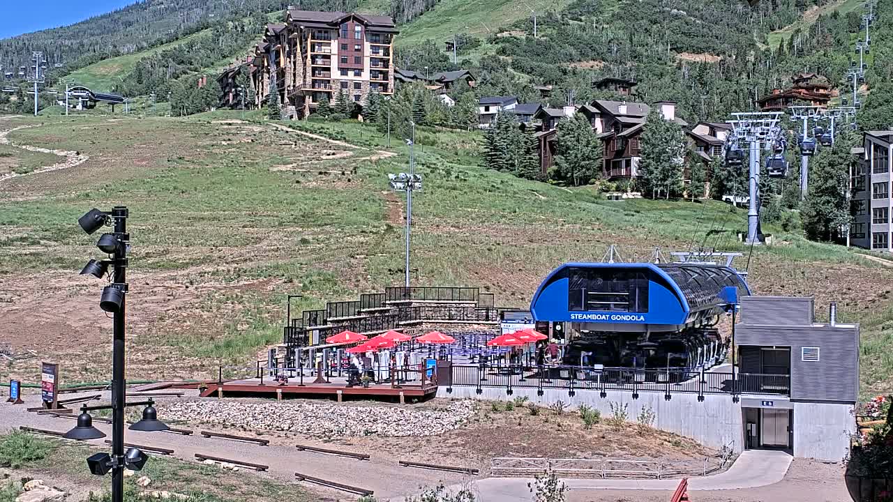 Steamboat Gondola Ropeway & Ski Slopes Live Cam - Steamboat Springs, Routt County, Colorado, USA