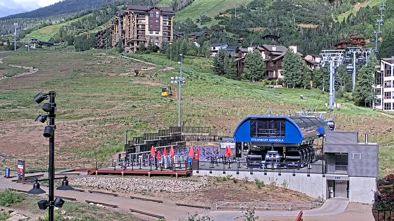 Steamboat Gondola Ropeway & Ski Slopes Live Cam - Steamboat Springs, Routt County, Colorado, USA