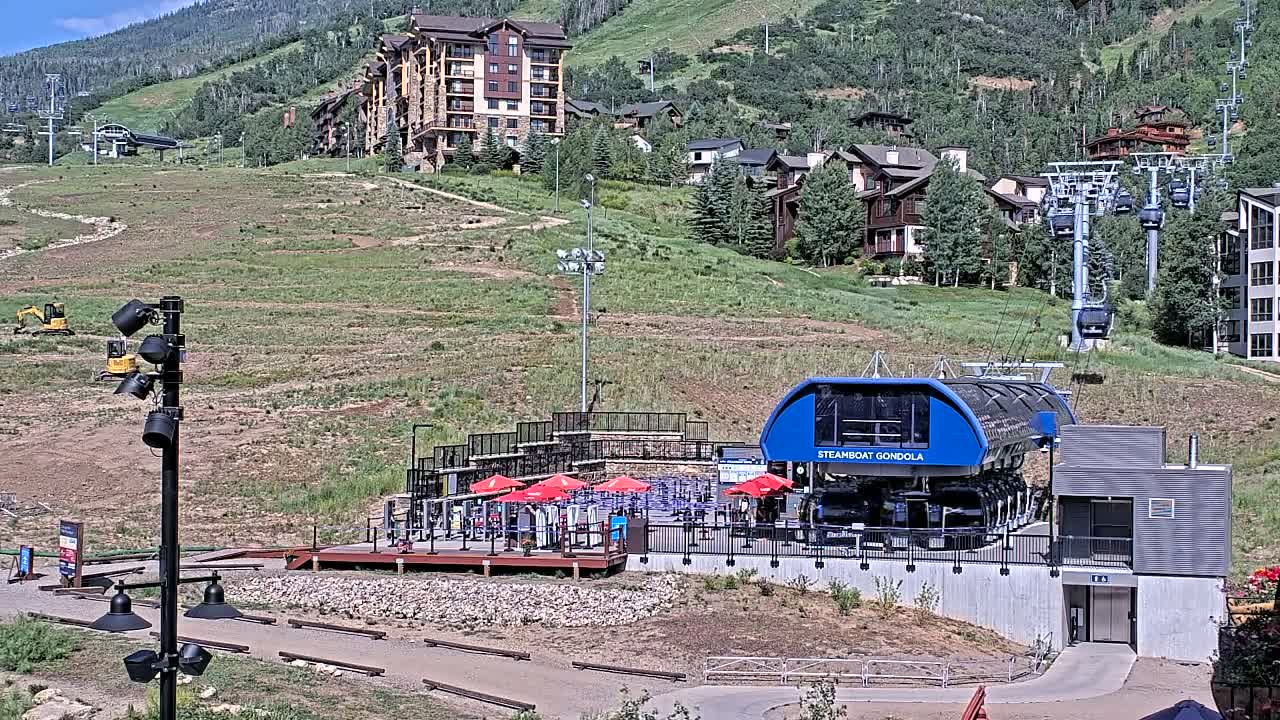 Steamboat Gondola Ropeway & Ski Slopes Live Cam - Steamboat Springs, Routt County, Colorado, USA