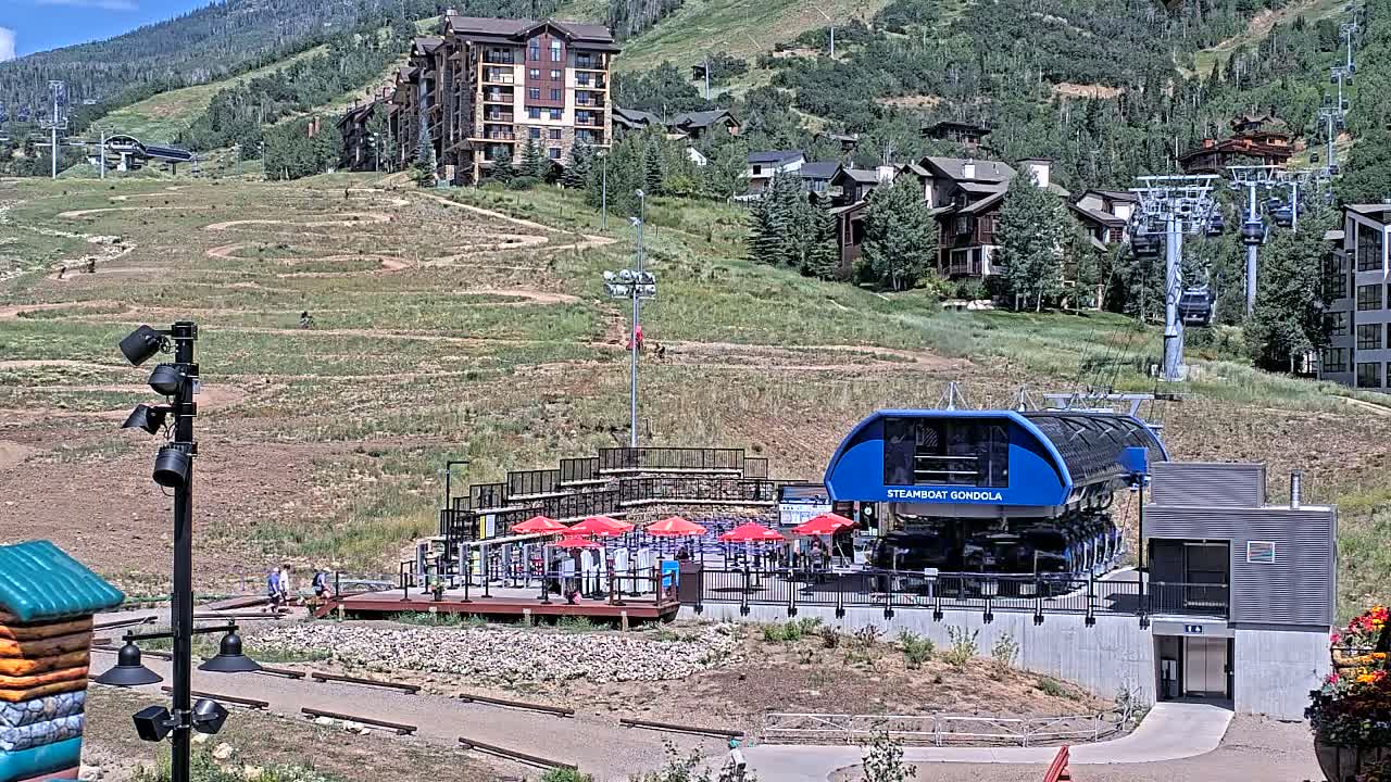 Steamboat Gondola Ropeway & Ski Slopes Live Cam - Steamboat Springs, Routt County, Colorado, USA