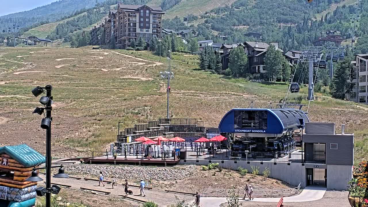 Steamboat Gondola Ropeway & Ski Slopes Live Cam - Steamboat Springs, Routt County, Colorado, USA