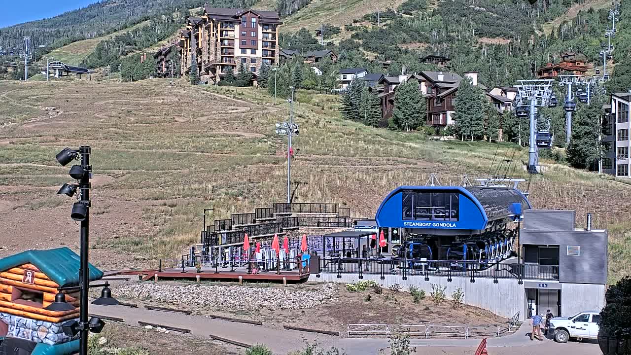 Steamboat Gondola Ropeway & Ski Slopes Live Cam - Steamboat Springs, Routt County, Colorado, USA