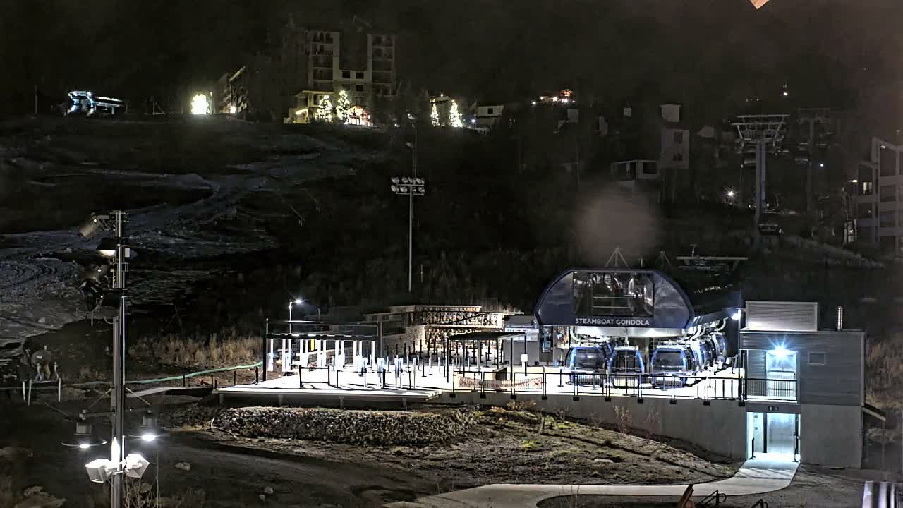 Steamboat Gondola Ropeway & Ski Slopes Live Cam - Steamboat Springs, Routt County, Colorado, USA
