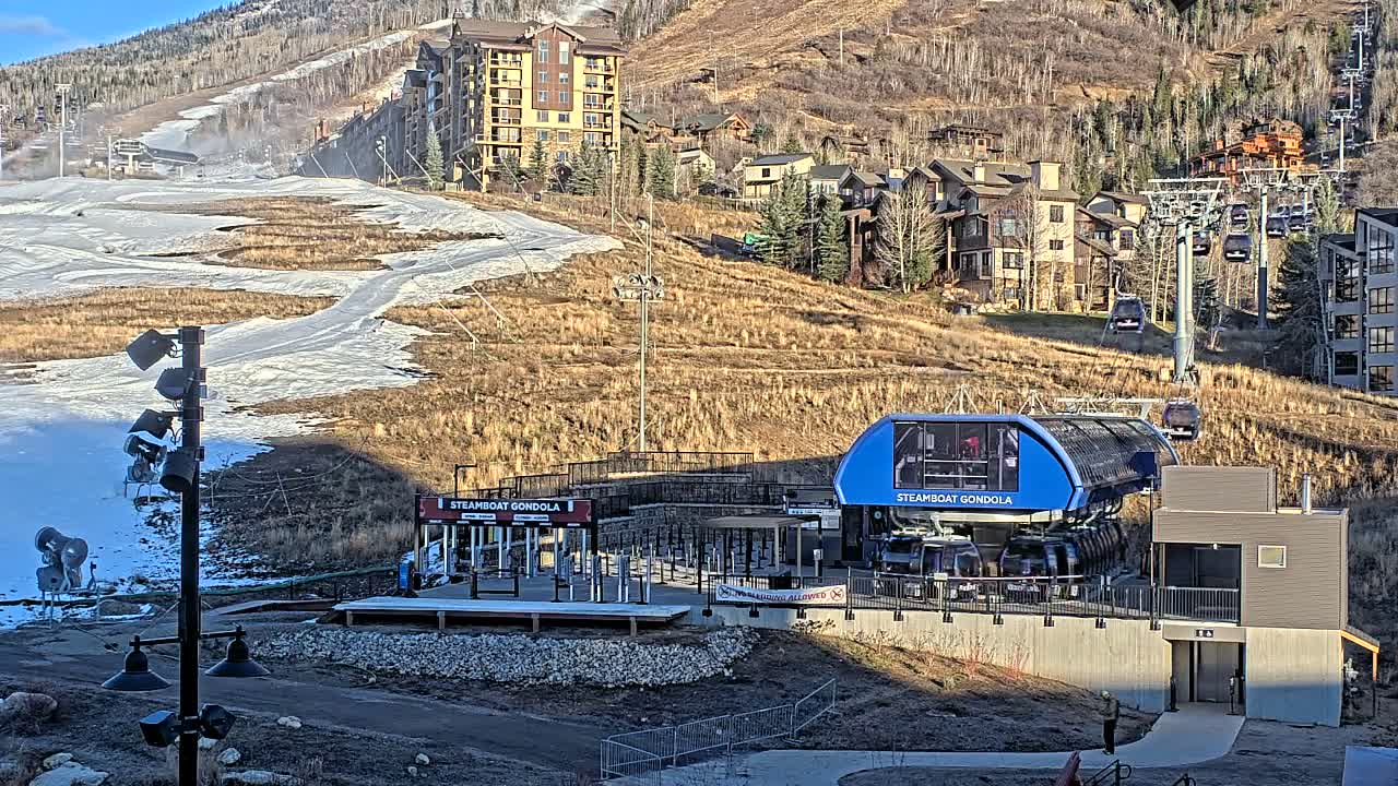 Steamboat Gondola Ropeway & Ski Slopes Live Cam - Steamboat Springs, Routt County, Colorado, USA