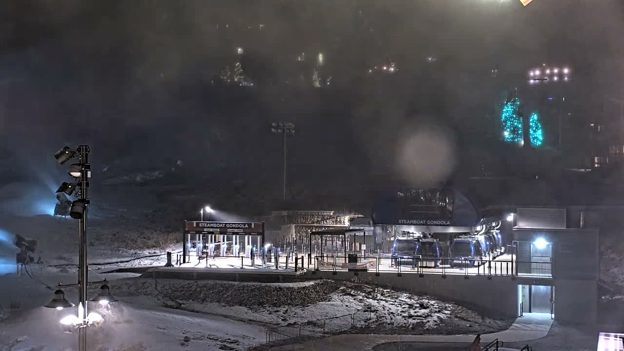 Steamboat Gondola Ropeway & Ski Slopes Live Cam - Steamboat Springs, Routt County, Colorado, USA