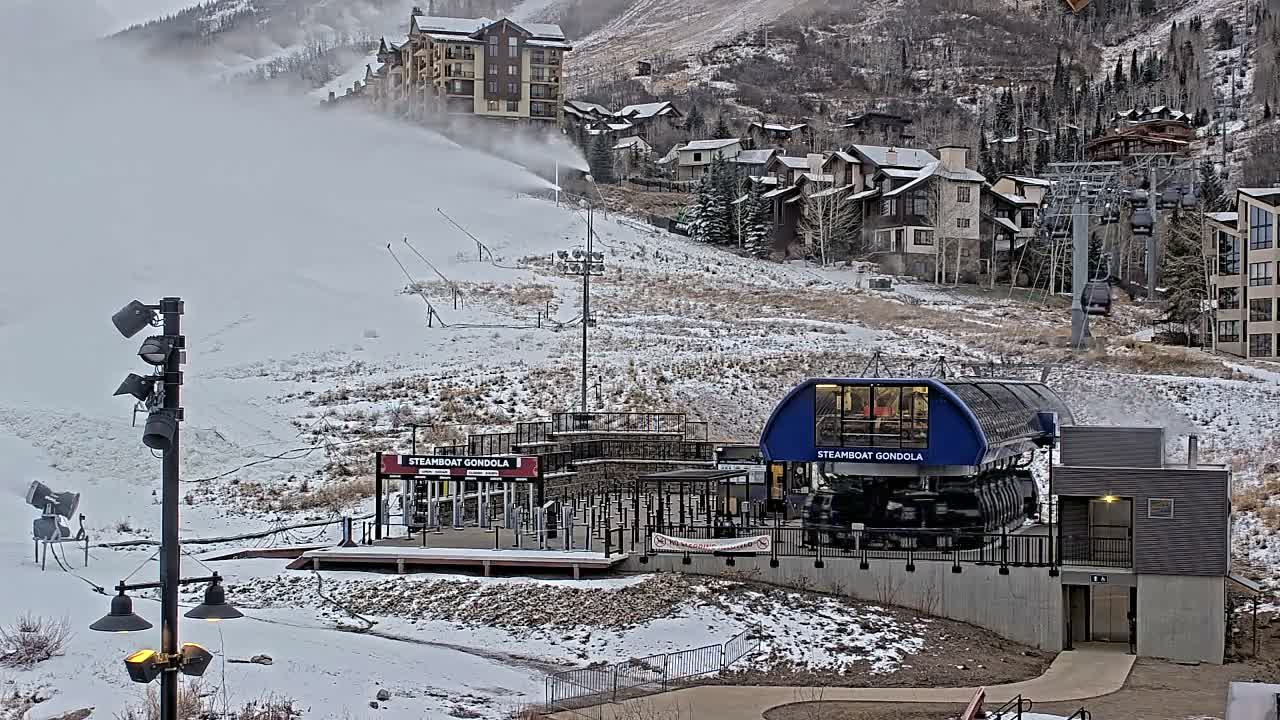 Steamboat Gondola Ropeway & Ski Slopes Live Cam - Steamboat Springs, Routt County, Colorado, USA