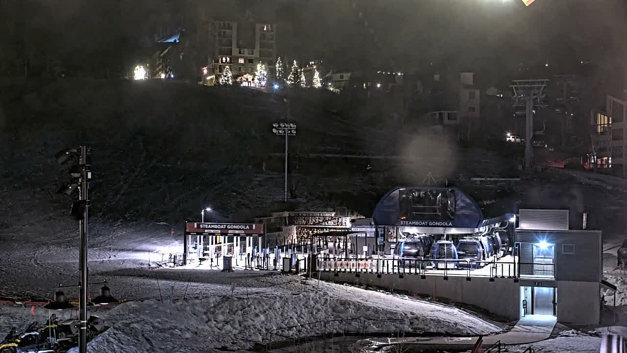 Steamboat Gondola Ropeway & Ski Slopes Live Cam - Steamboat Springs, Routt County, Colorado, USA