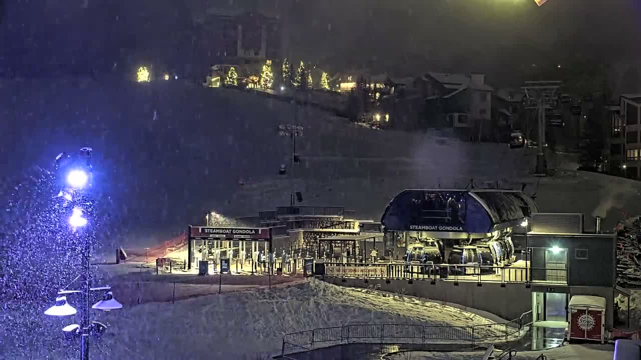 Steamboat Gondola Ropeway & Ski Slopes Live Cam - Steamboat Springs, Routt County, Colorado, USA