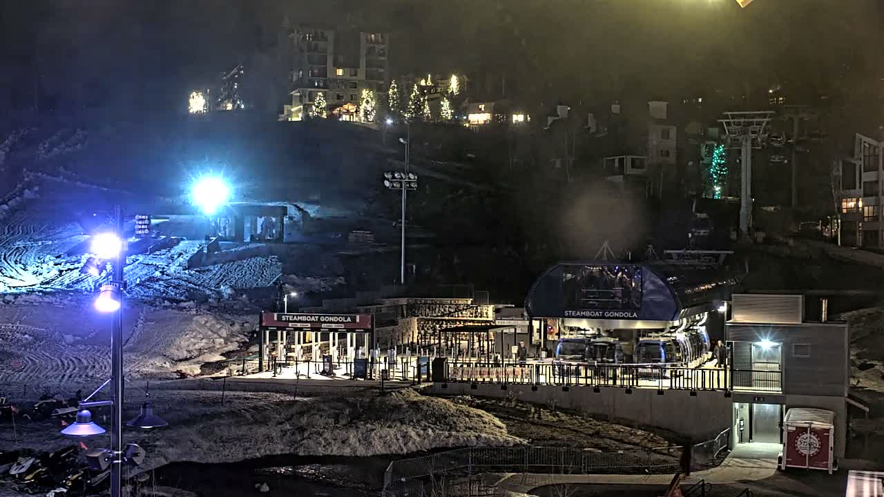 Steamboat Gondola Ropeway & Ski Slopes Live Cam - Steamboat Springs, Routt County, Colorado, USA