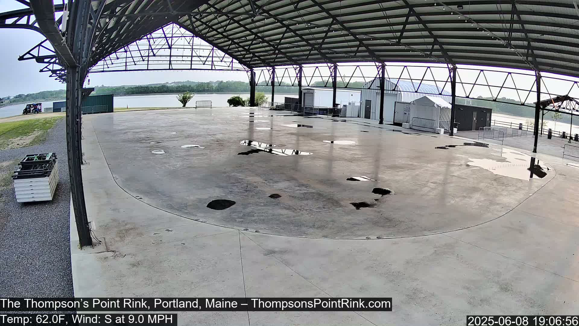 The Thompson’s Point Rink, Ice Skating Live Cam - Portland, Maine, USA