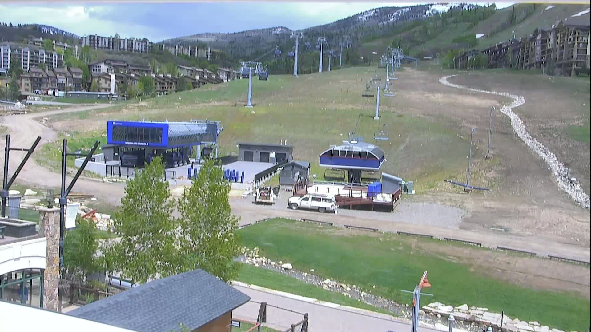 Steamboat Resort Christie Peak Express & Wild Blue Gondola Ropeway & Ski Slopes Live Cam - Steamboat Springs, Routt County, Colorado, USA