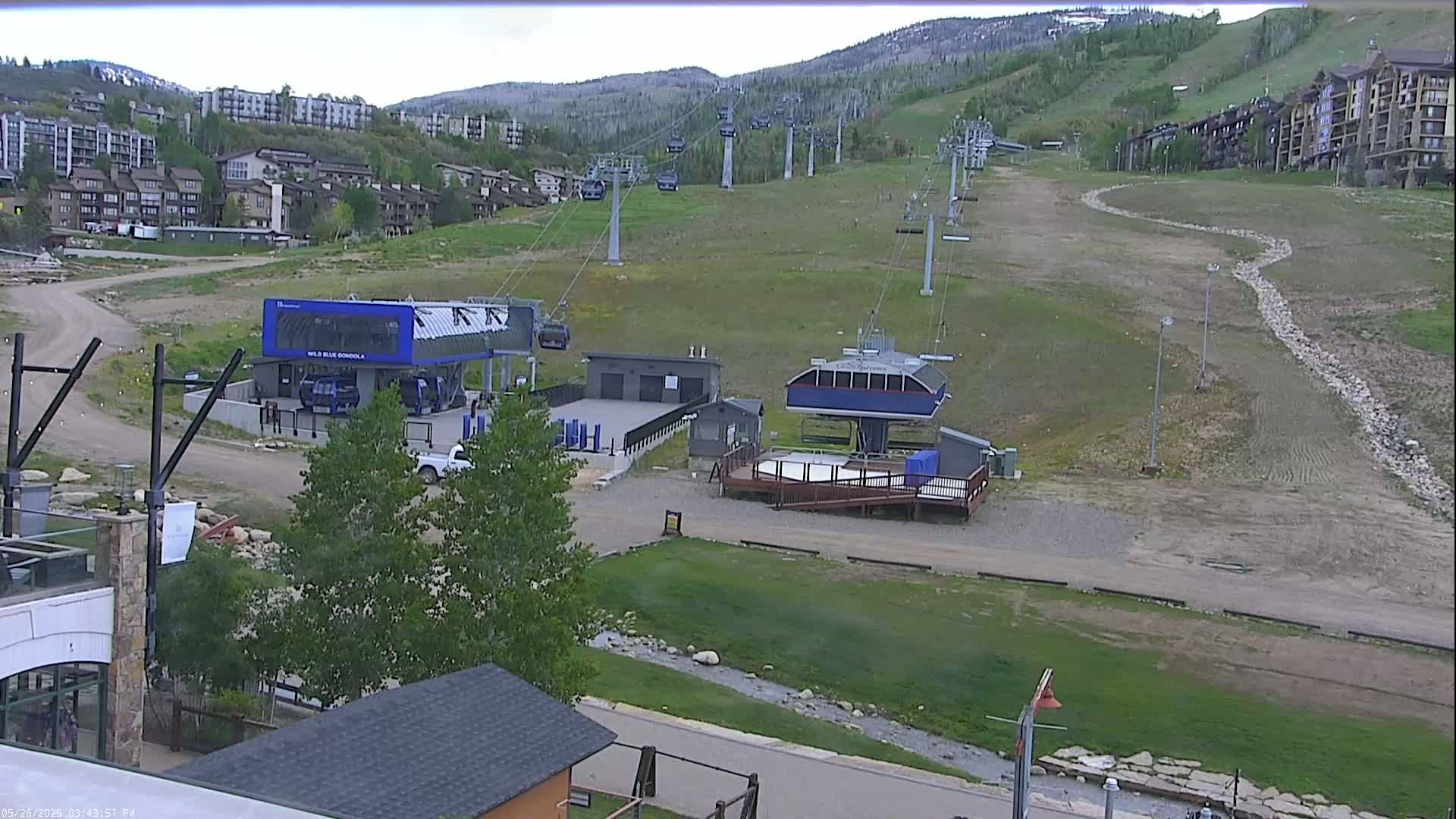 Steamboat Resort Christie Peak Express & Wild Blue Gondola Ropeway & Ski Slopes Live Cam - Steamboat Springs, Routt County, Colorado, USA