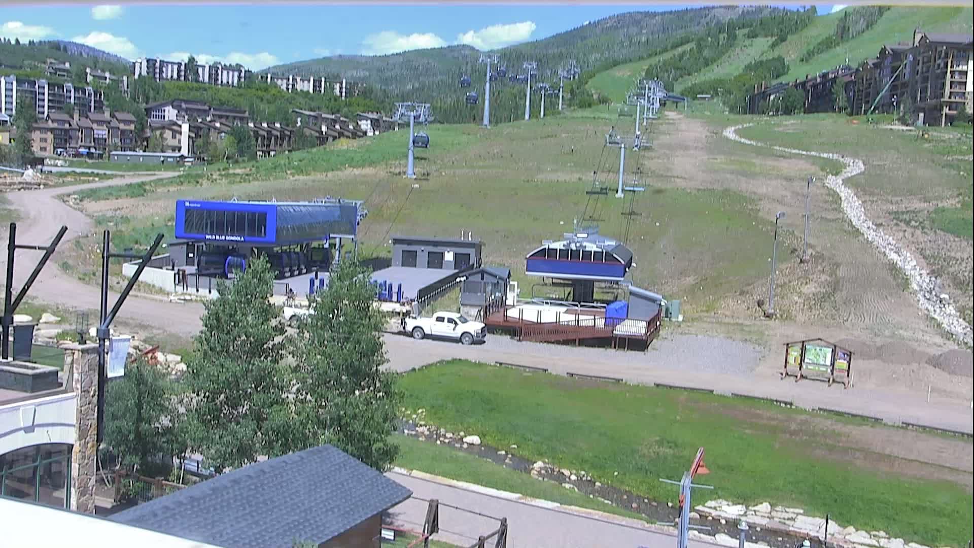 Steamboat Resort Christie Peak Express & Wild Blue Gondola Ropeway & Ski Slopes Live Cam - Steamboat Springs, Routt County, Colorado, USA