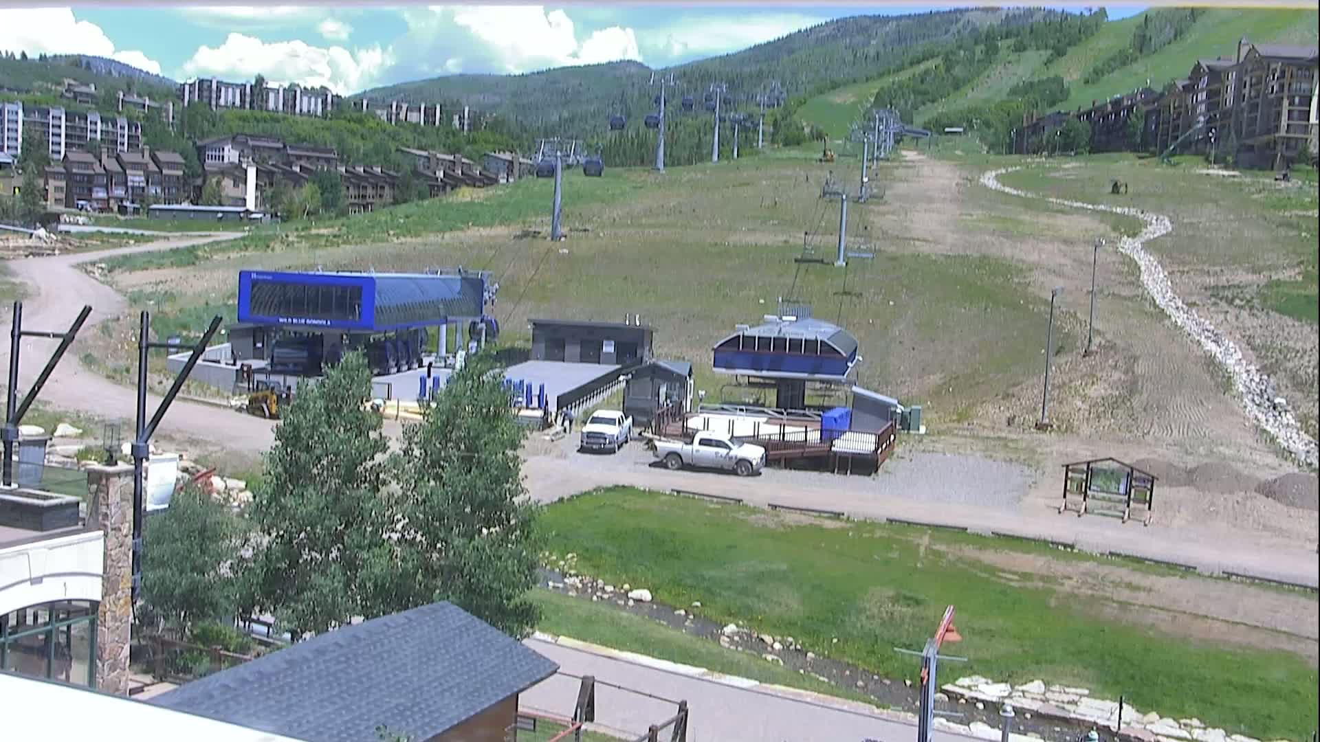 Steamboat Resort Christie Peak Express & Wild Blue Gondola Ropeway & Ski Slopes Live Cam - Steamboat Springs, Routt County, Colorado, USA