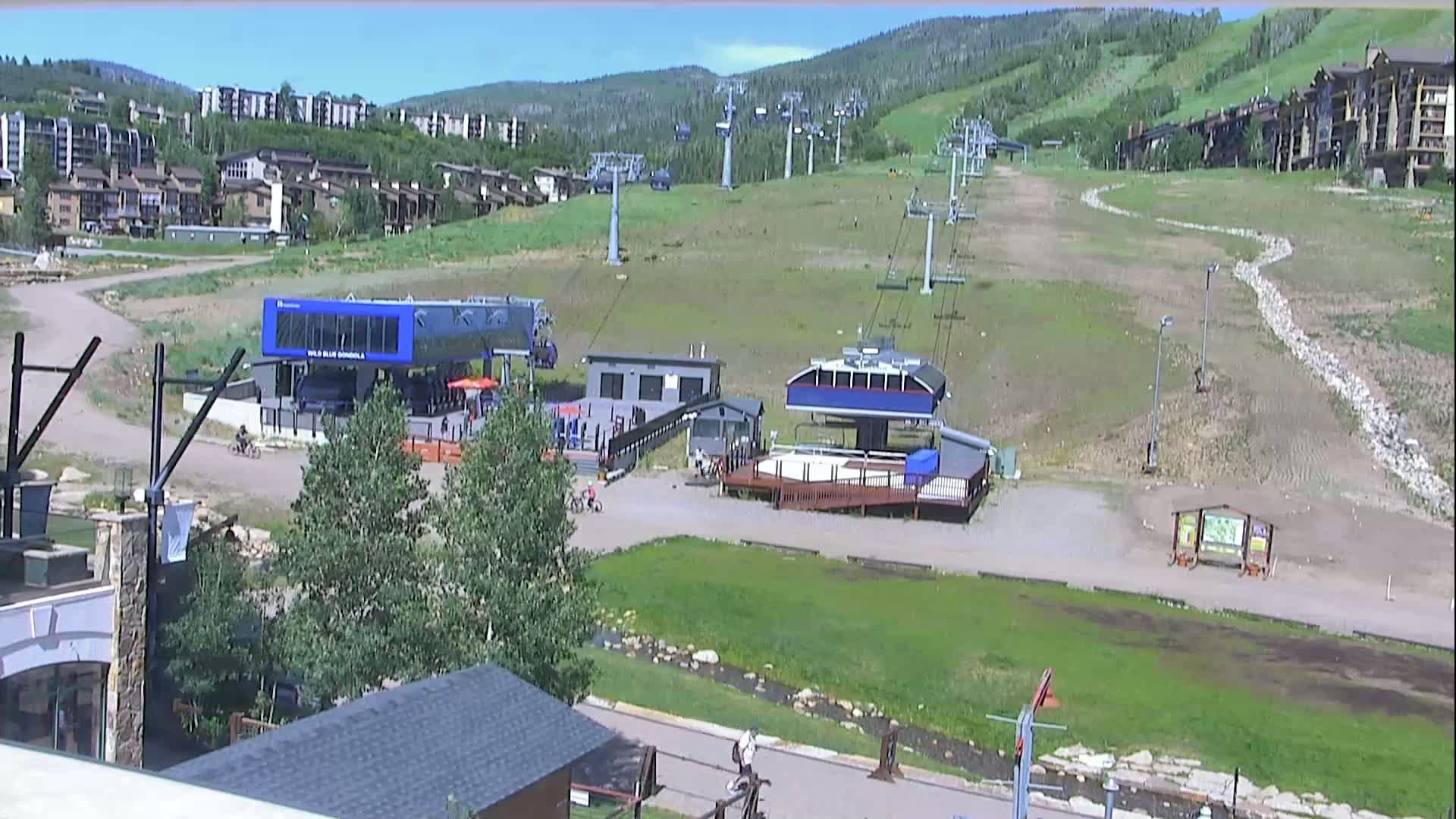 Steamboat Resort Christie Peak Express & Wild Blue Gondola Ropeway & Ski Slopes Live Cam - Steamboat Springs, Routt County, Colorado, USA