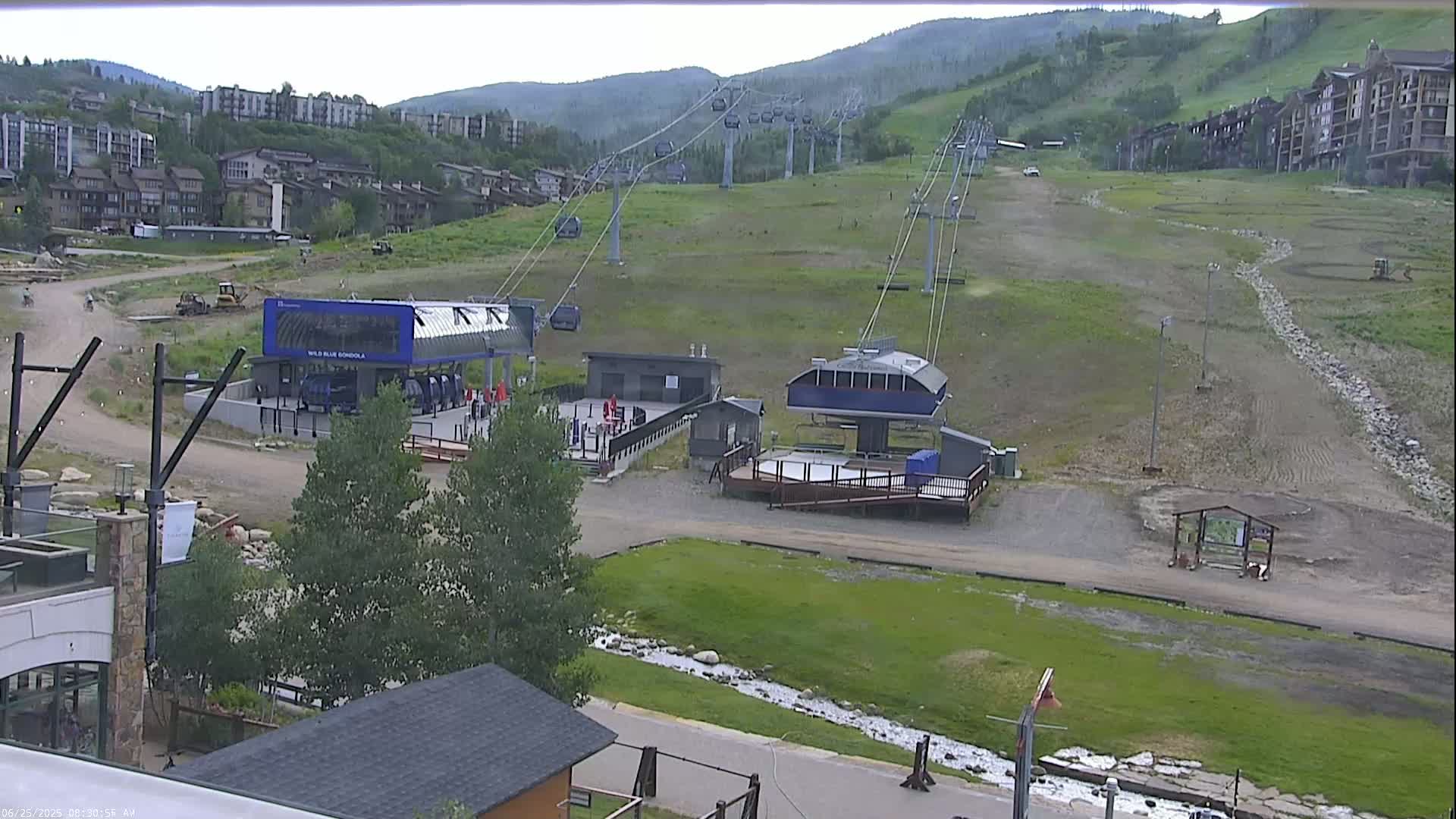 Steamboat Resort Christie Peak Express & Wild Blue Gondola Ropeway & Ski Slopes Live Cam - Steamboat Springs, Routt County, Colorado, USA