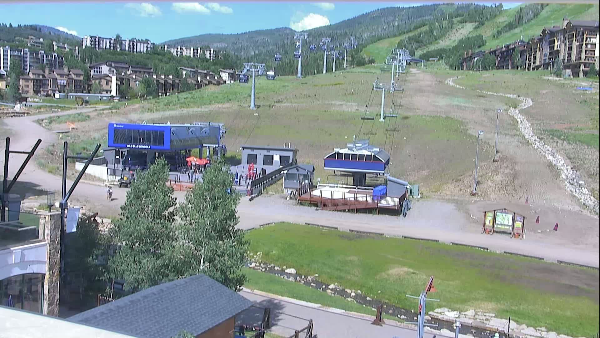 Steamboat Resort Christie Peak Express & Wild Blue Gondola Ropeway & Ski Slopes Live Cam - Steamboat Springs, Routt County, Colorado, USA