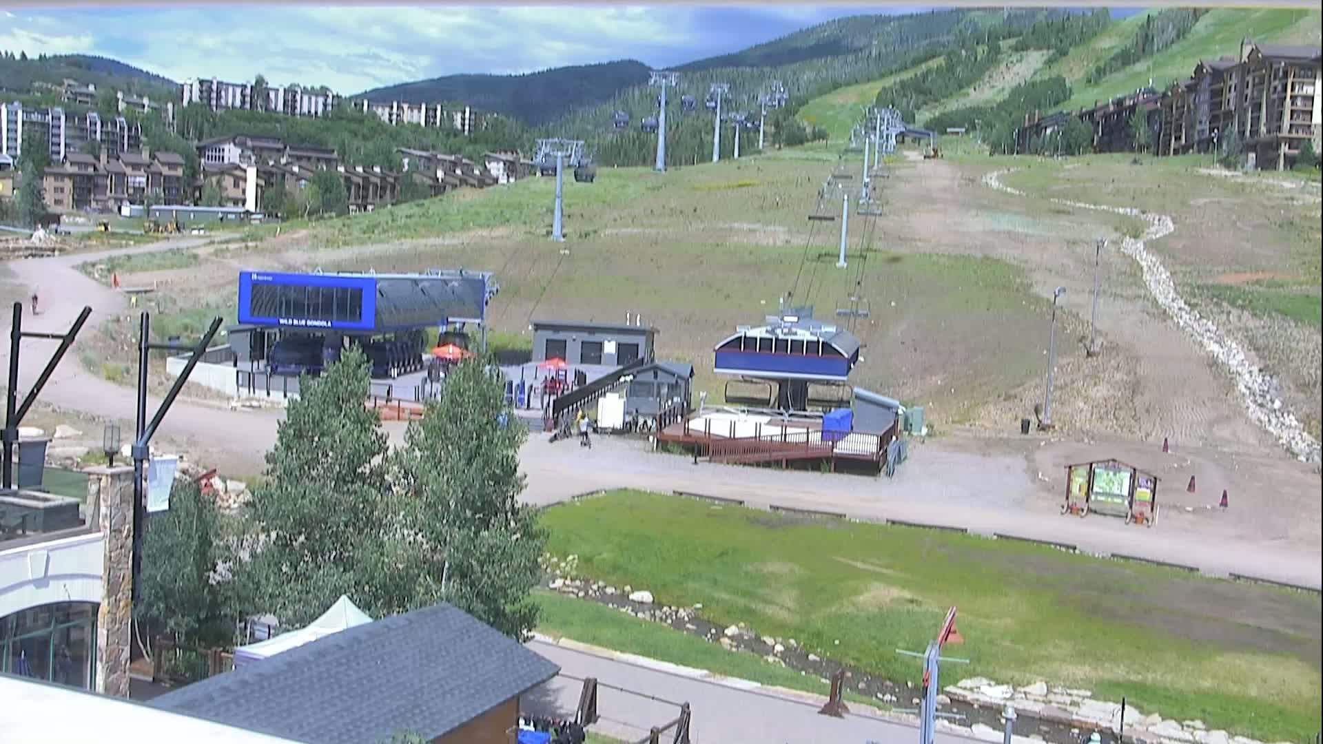 Steamboat Resort Christie Peak Express & Wild Blue Gondola Ropeway & Ski Slopes Live Cam - Steamboat Springs, Routt County, Colorado, USA