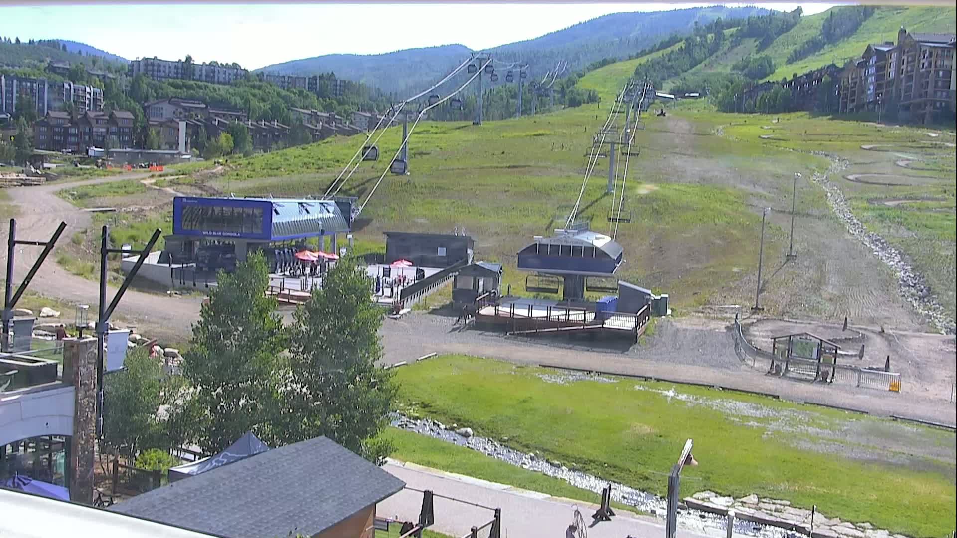 Steamboat Resort Christie Peak Express & Wild Blue Gondola Ropeway & Ski Slopes Live Cam - Steamboat Springs, Routt County, Colorado, USA
