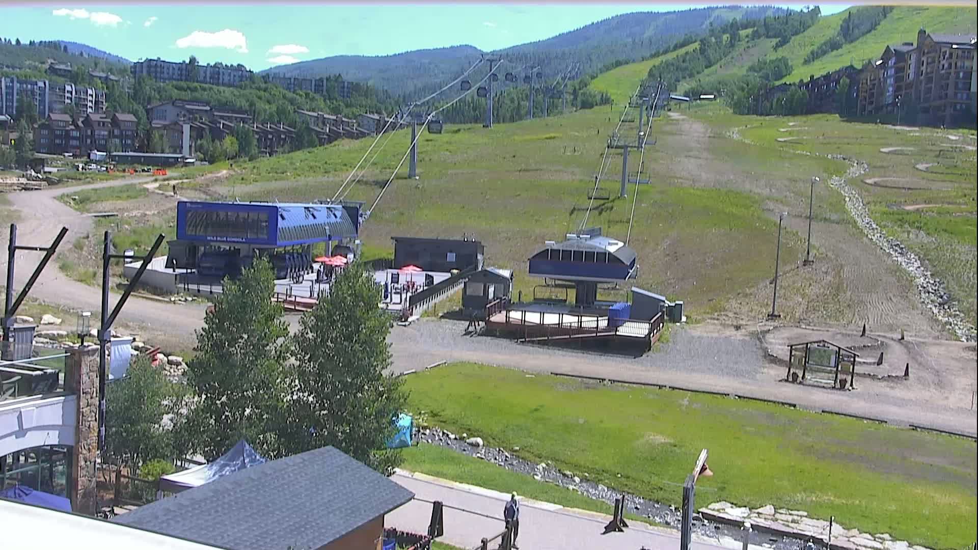 Steamboat Resort Christie Peak Express & Wild Blue Gondola Ropeway & Ski Slopes Live Cam - Steamboat Springs, Routt County, Colorado, USA