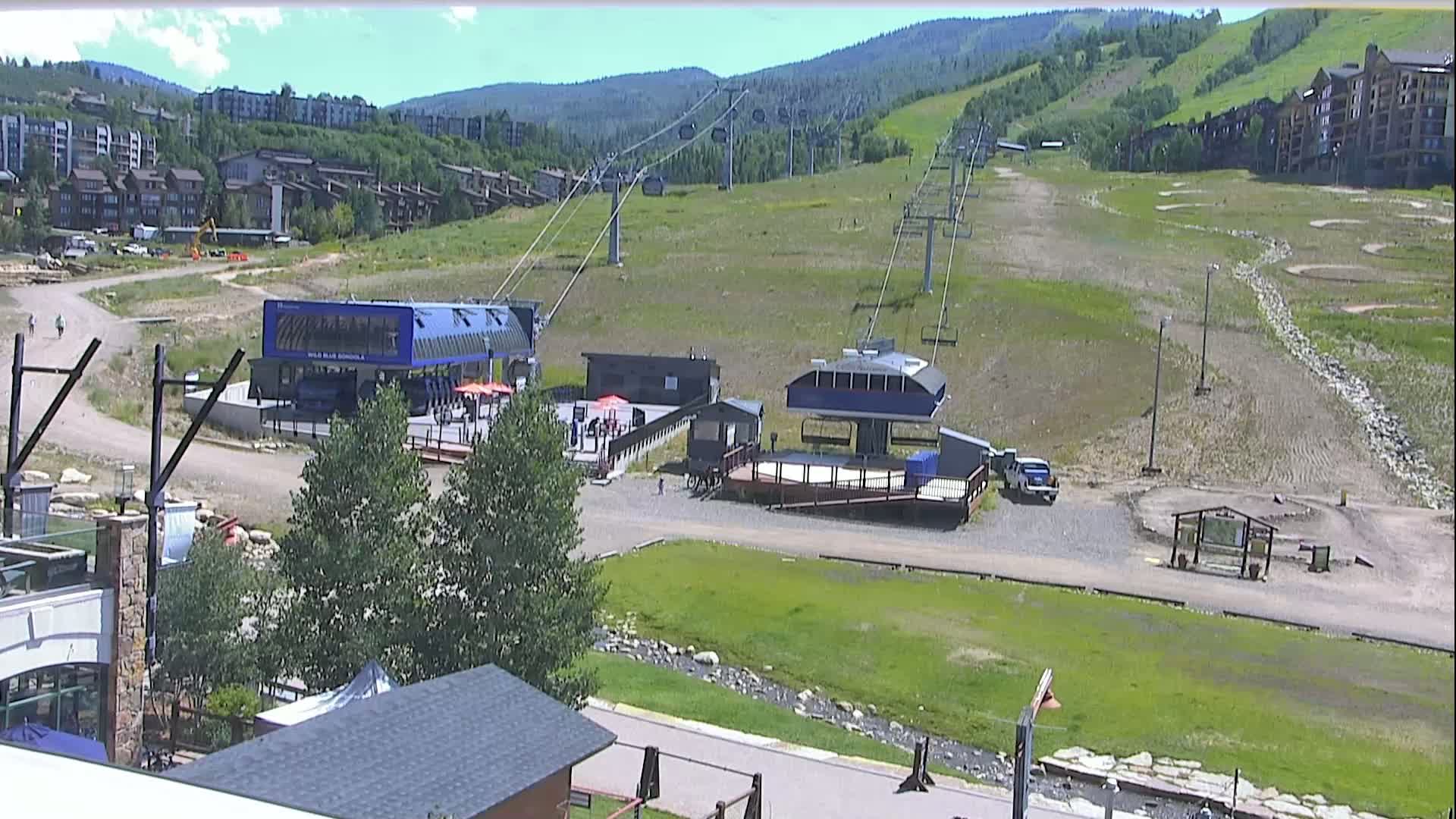 Steamboat Resort Christie Peak Express & Wild Blue Gondola Ropeway & Ski Slopes Live Cam - Steamboat Springs, Routt County, Colorado, USA