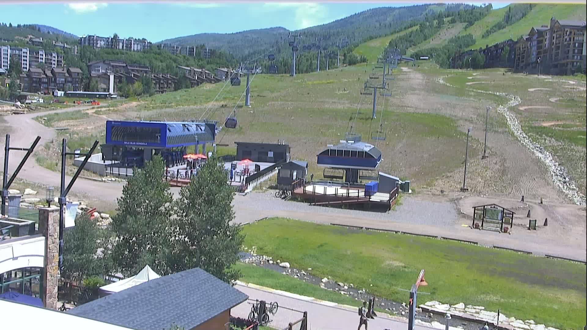 Steamboat Resort Christie Peak Express & Wild Blue Gondola Ropeway & Ski Slopes Live Cam - Steamboat Springs, Routt County, Colorado, USA