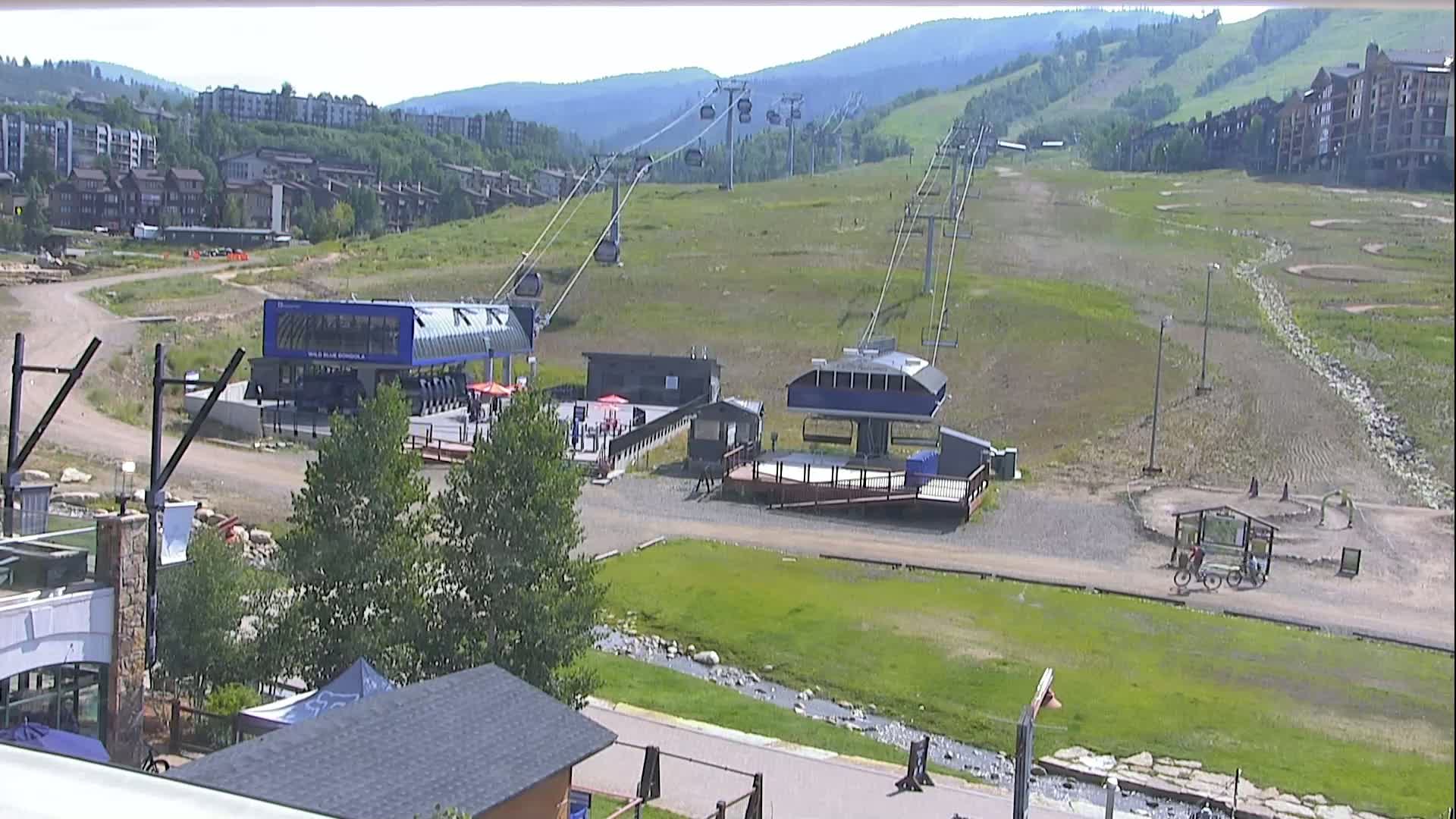 Steamboat Resort Christie Peak Express & Wild Blue Gondola Ropeway & Ski Slopes Live Cam - Steamboat Springs, Routt County, Colorado, USA