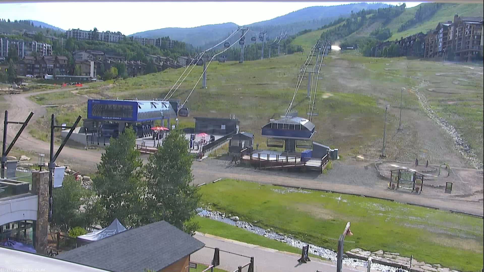 Steamboat Resort Christie Peak Express & Wild Blue Gondola Ropeway & Ski Slopes Live Cam - Steamboat Springs, Routt County, Colorado, USA
