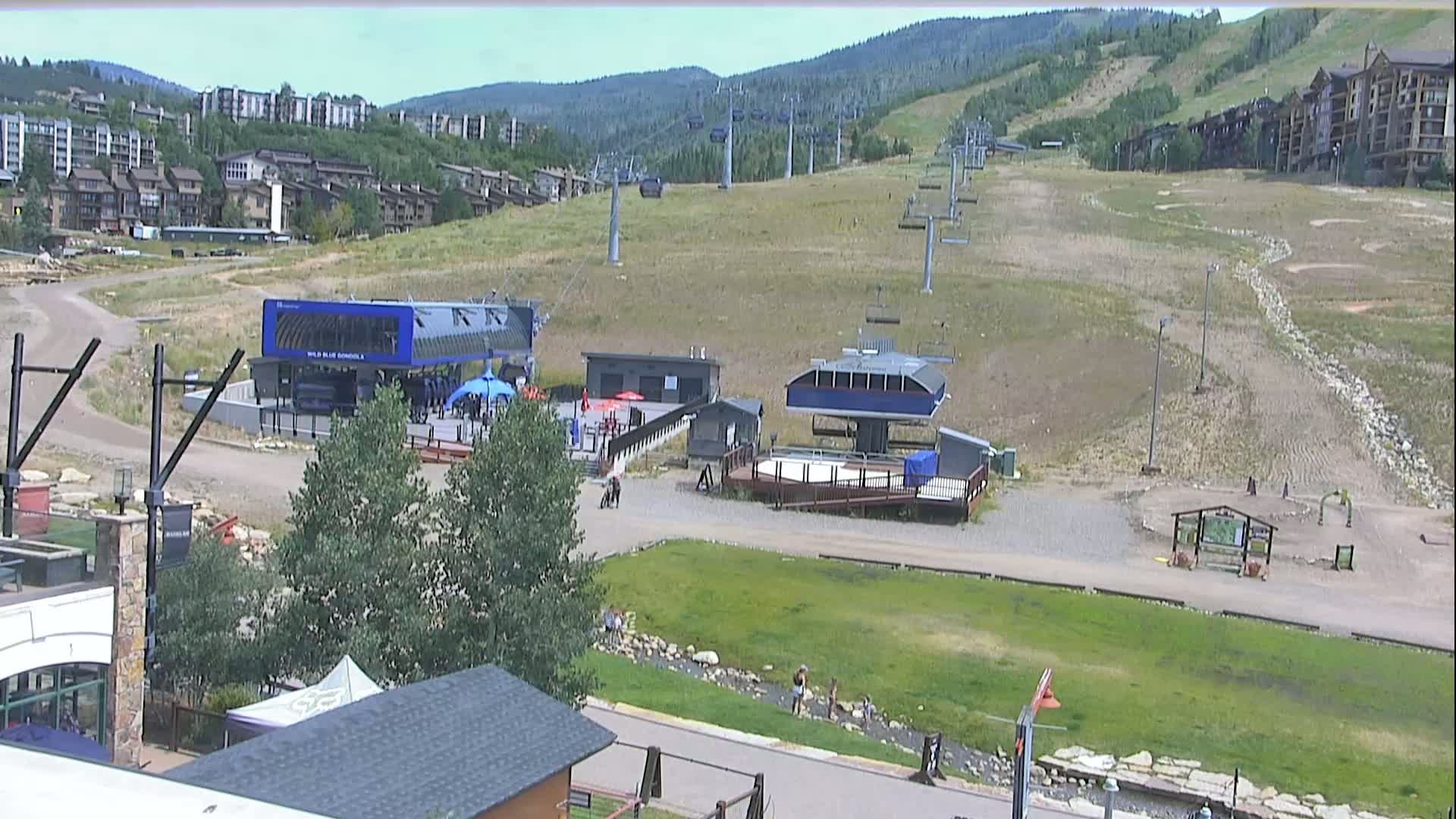 Steamboat Resort Christie Peak Express & Wild Blue Gondola Ropeway & Ski Slopes Live Cam - Steamboat Springs, Routt County, Colorado, USA